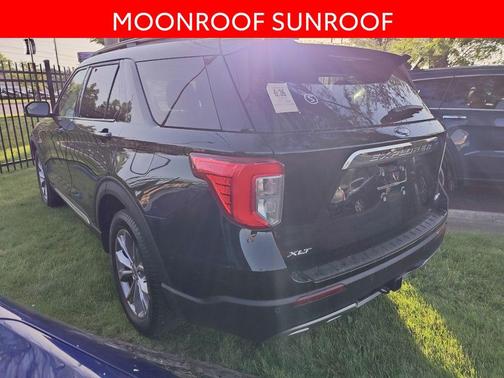 Black Metallic 2024 Ford Explorer XLT