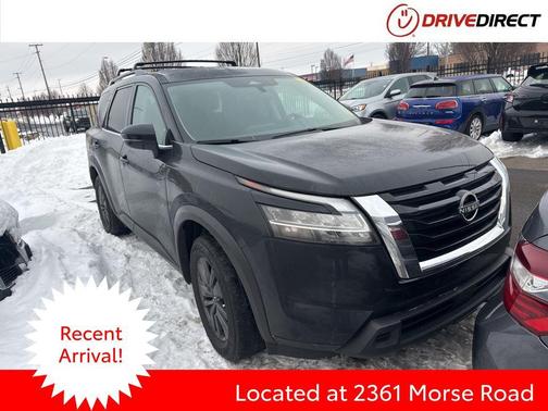 2022 Nissan Pathfinder SV 4WD