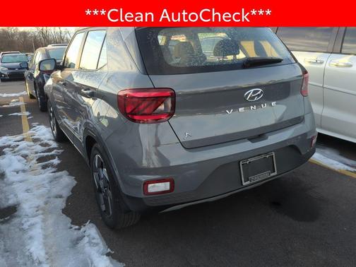 2023 Hyundai VENUE SEL