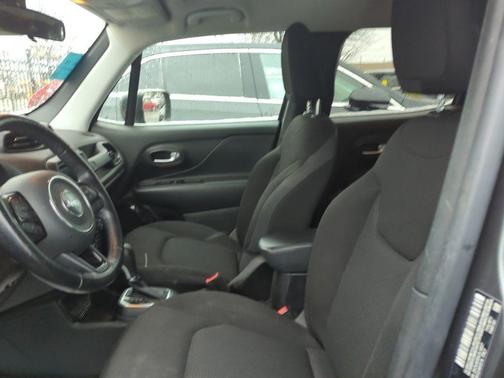 2020 Jeep Renegade Altitude