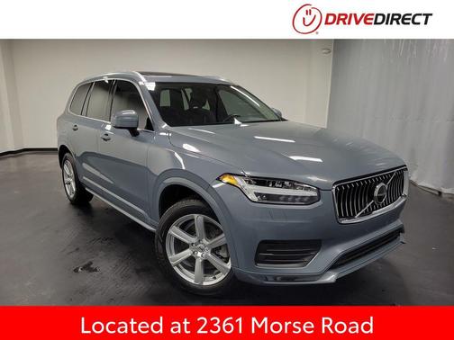 2021 Volvo XC90 T6 Momentum