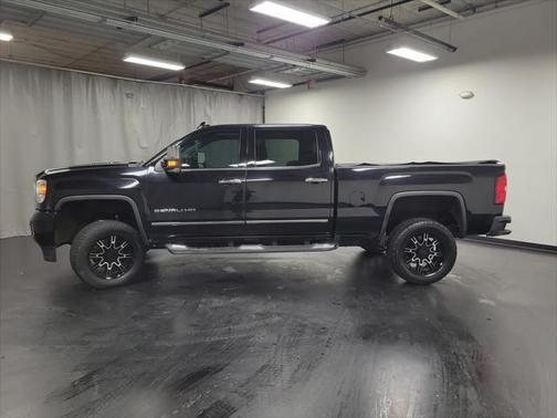 2016 GMC Sierra 2500 Denali