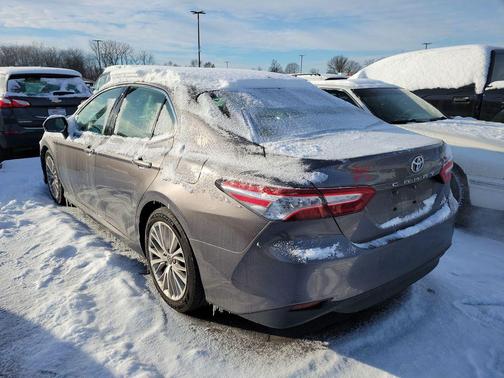 2020 Toyota Camry XLE