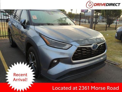 2022 Toyota Highlander Hybrid XLE