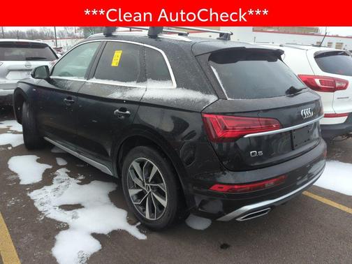 2022 Audi Q5 45 S line Premium Plus