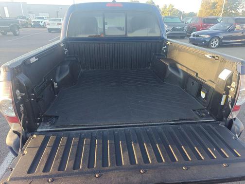2015 Toyota Tacoma Base