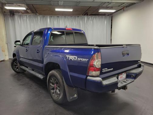 2015 Toyota Tacoma Base