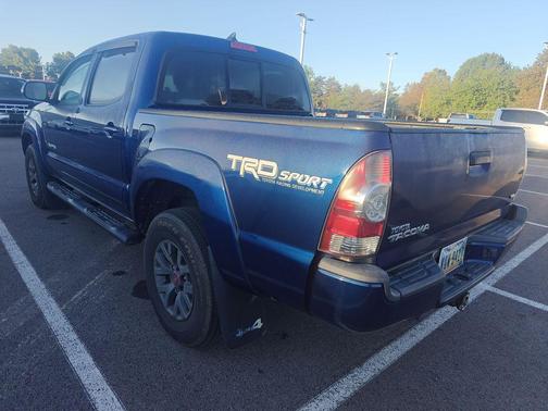 2015 Toyota Tacoma Base
