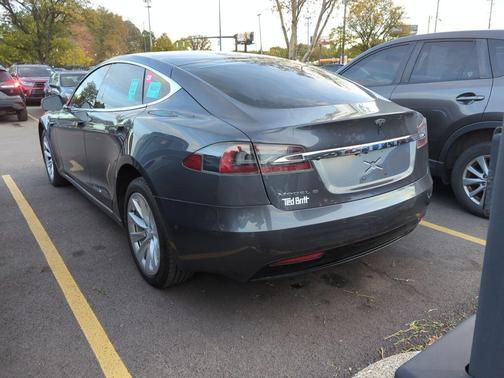 2018 Tesla Model S 75D