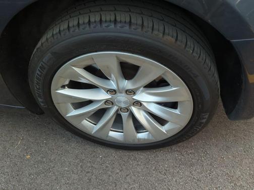 2018 Tesla Model S 75D