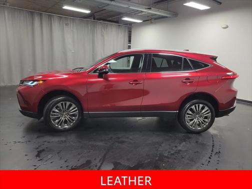 2023 Toyota Venza XLE
