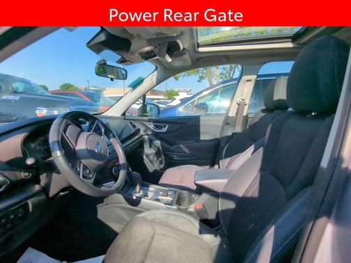 Ice Silver Metallic 2023 Subaru Forester Premium