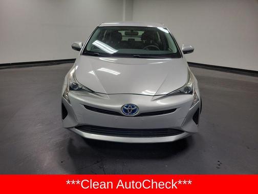 Classic Silver Metallic 2016 Toyota Prius Two
