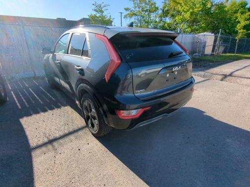 Graphite Gray 2024 Kia Niro EV Wind