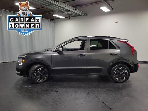 Graphite Gray 2024 Kia Niro EV Wind