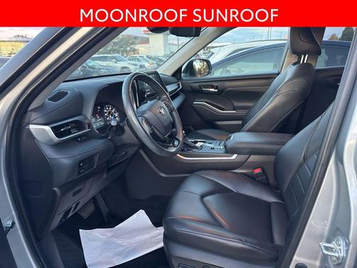 2021 Toyota Highlander Hybrid XLE