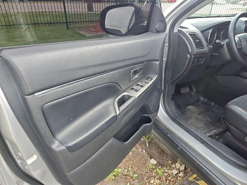 2023 Mitsubishi Outlander Sport