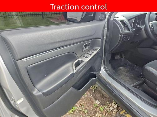 Alloy Silver Metallic 2023 Mitsubishi Outlander Sport SE