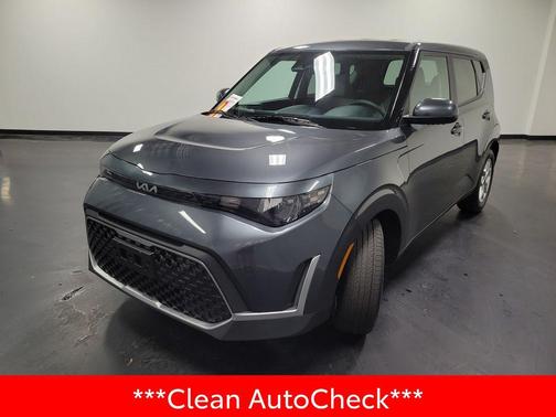 Gravity Gray 2025 Kia Soul LX