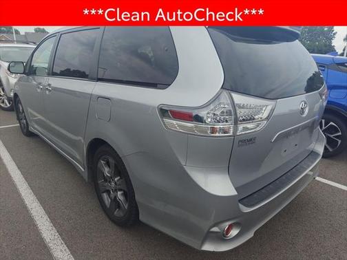 2015 Toyota Sienna SE