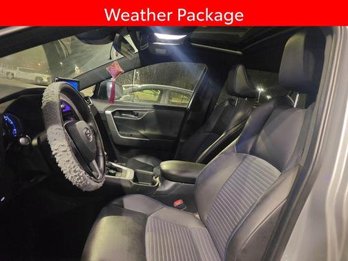 2024 Toyota RAV4 Hybrid SE