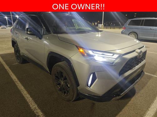 2024 Toyota RAV4 Hybrid SE