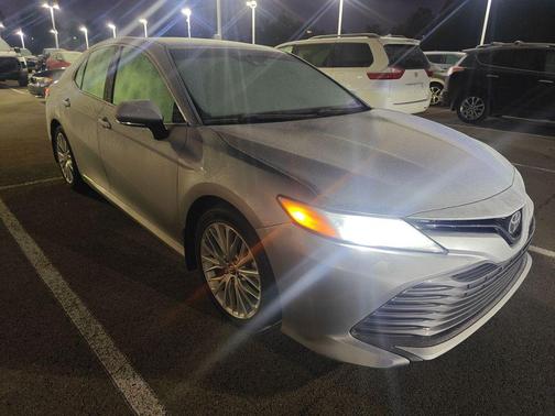 2019 Toyota Camry XLE