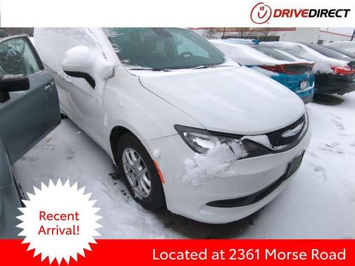 2023 Chrysler Voyager LX