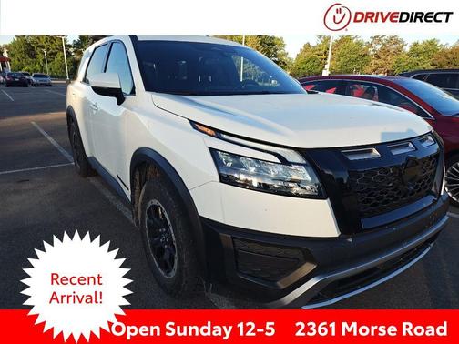 Glacier White 2024 Nissan Pathfinder Rock Creek 4WD