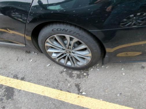 Caspian Black 2015 Hyundai Genesis 3.8