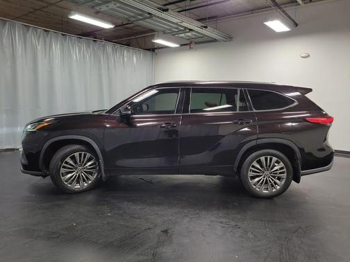 2020 Toyota Highlander Platinum