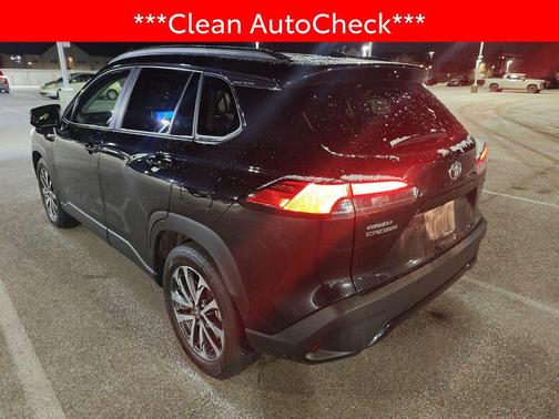 2024 Toyota Corolla Cross XLE