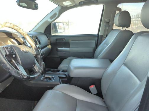 2019 Toyota Sequoia SR5
