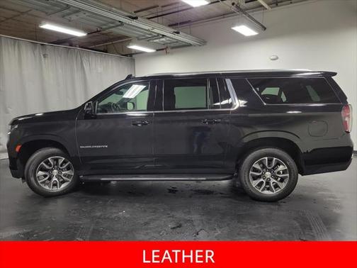 2022 Chevrolet Suburban LT