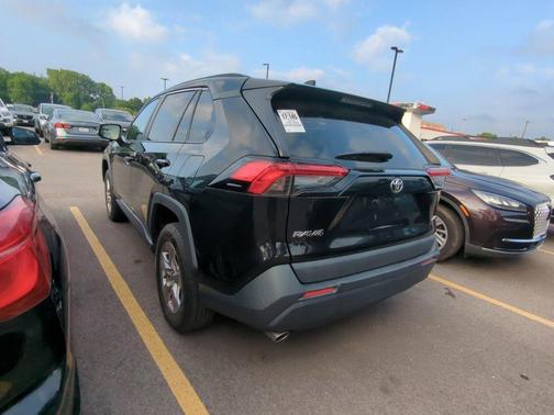 Midnight Black Metallic 2022 Toyota RAV4 XLE