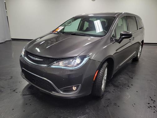 2019 Chrysler Pacifica Touring Plus
