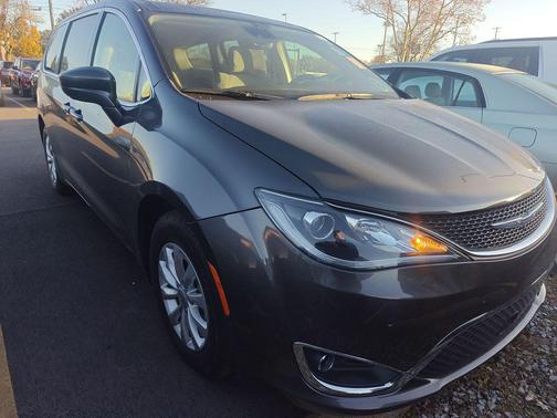 2019 Chrysler Pacifica Touring Plus