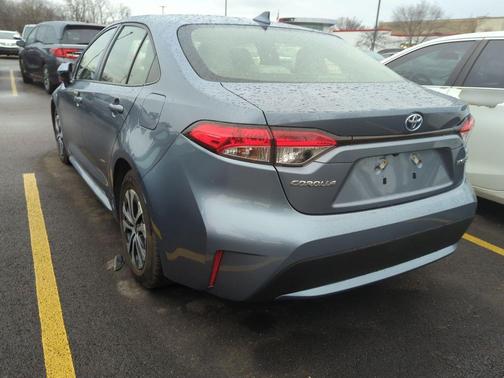 2022 Toyota Corolla Hybrid LE