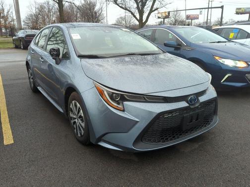2022 Toyota Corolla Hybrid LE