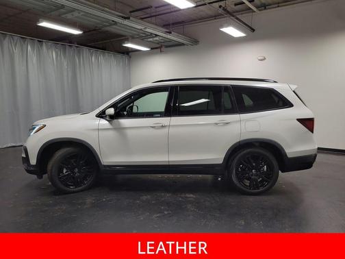 2021 Honda Pilot AWD Black Edition