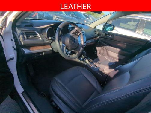 Crystal White Pearl 2018 Subaru Outback 3.6R Limited