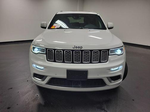 2019 Jeep Grand Cherokee Summit