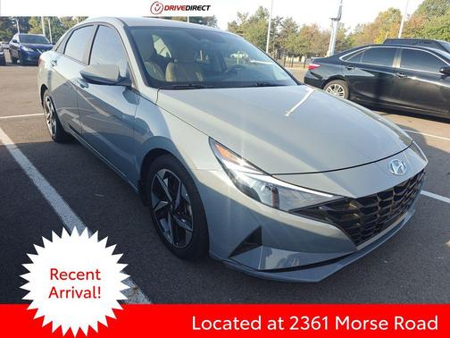 2023 Hyundai ELANTRA SEL