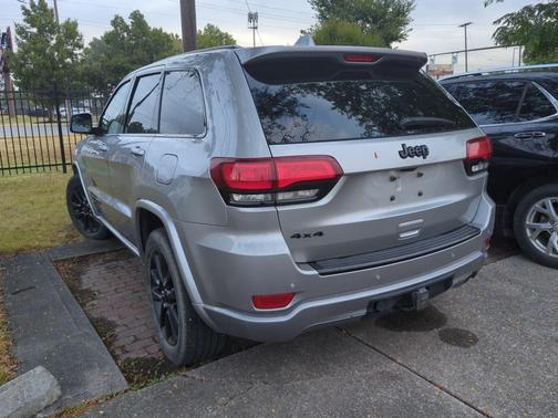 2017 Jeep Grand Cherokee Altitude