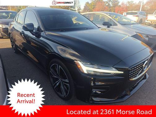 2021 Volvo S60 T5 R-Design