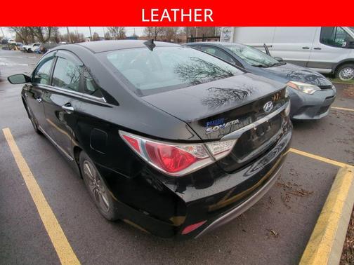 2015 Hyundai SONATA Hybrid Limited