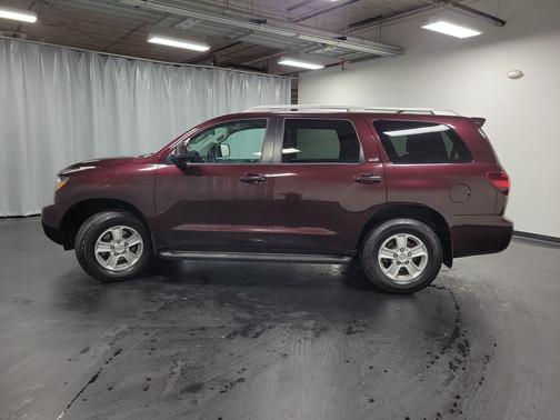 2018 Toyota Sequoia SR5