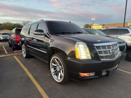 2013 Cadillac Escalade ESV Platinum Edition