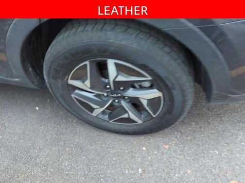 2022 Kia Sorento Hybrid S