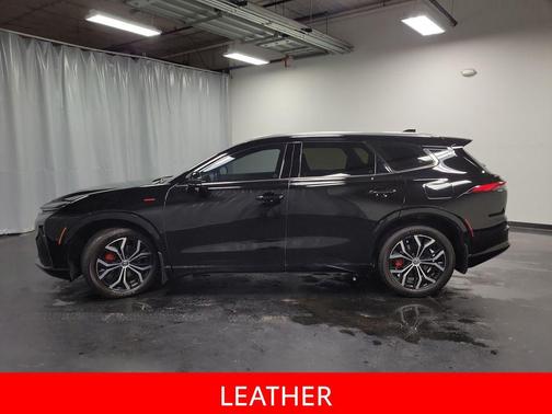 2025 Toyota Crown Signia XLE